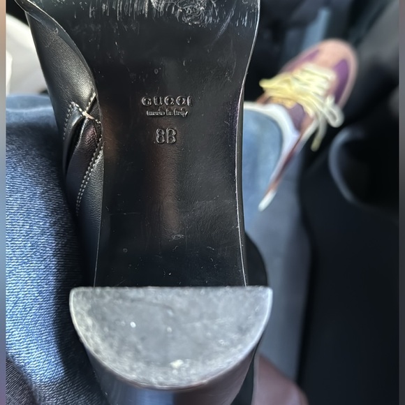 Vintage Gucci by Tom Ford Size 8 Black Leather Heeled Ankle Boots - Picture 4 of 8